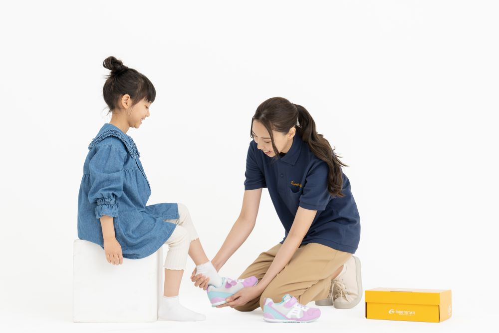 子ども靴専門店のゲンキキッズ 採用情報 むさし村山店 子ども靴専門店のゲンキキッズ 採用情報 むさし村山店